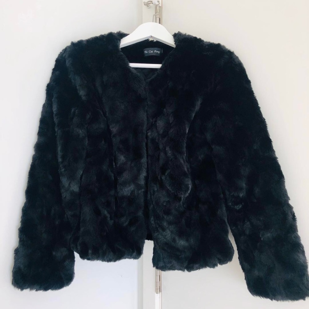 Brand new fur like jacket - Size S -Black color